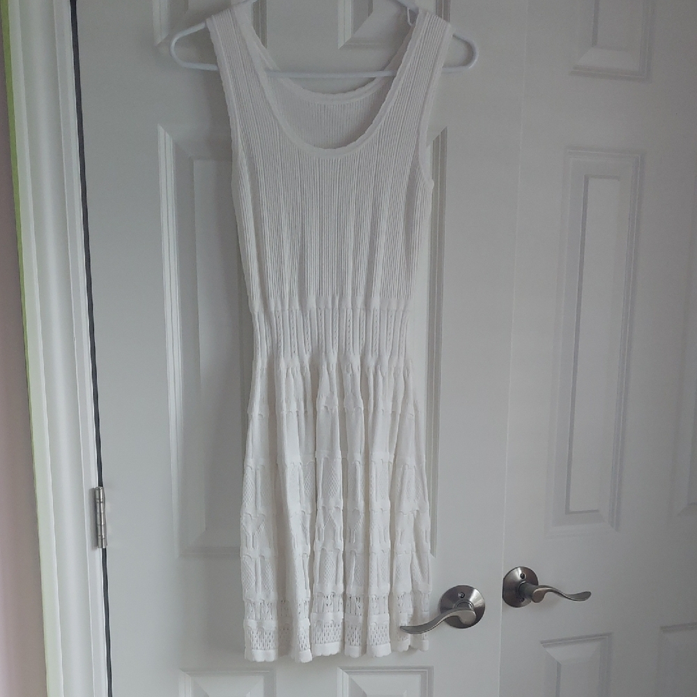 Elegant White Knit Midi Dress